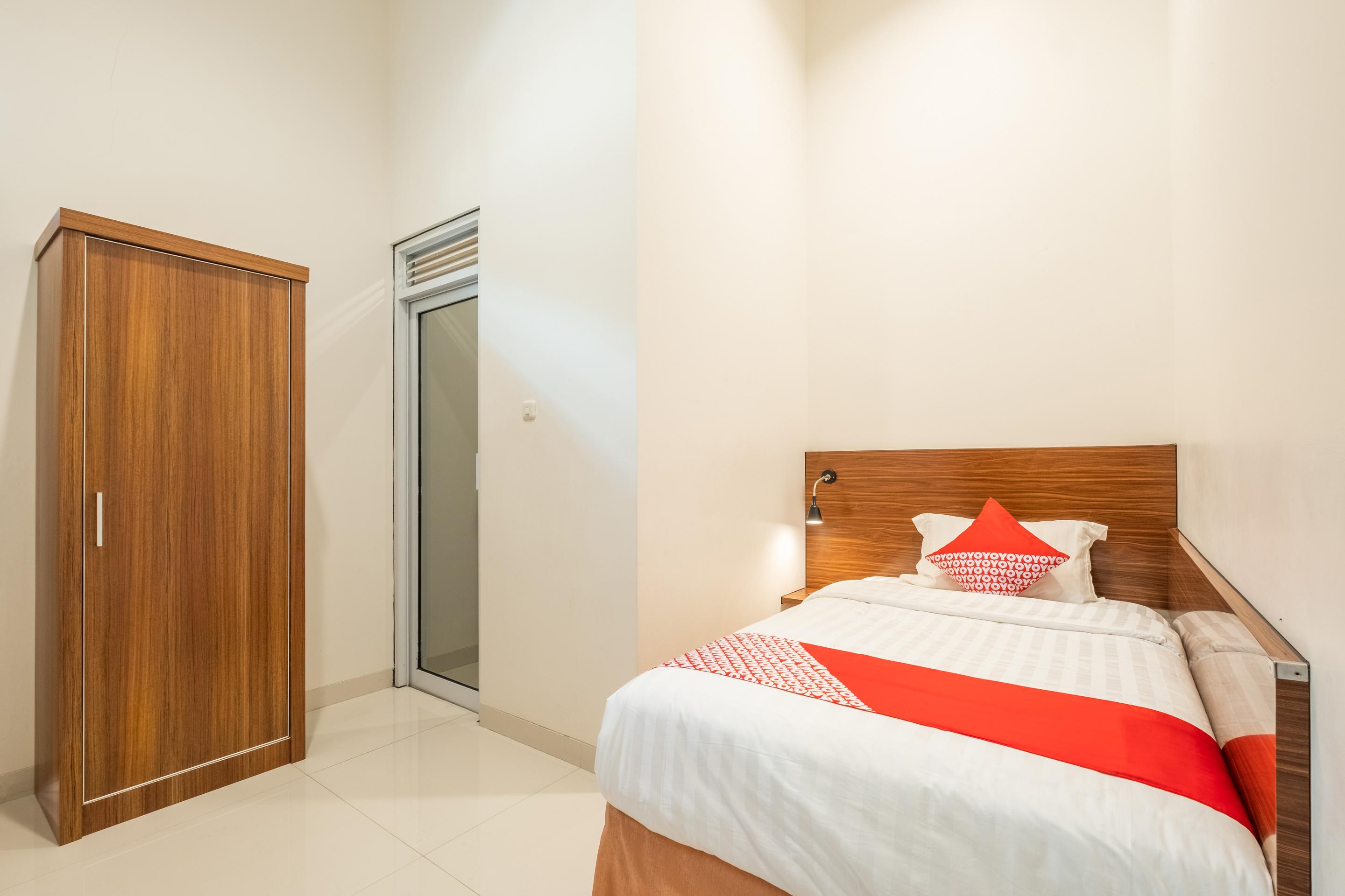 Urbanview Darmo Residence Bandung Kültér fotó