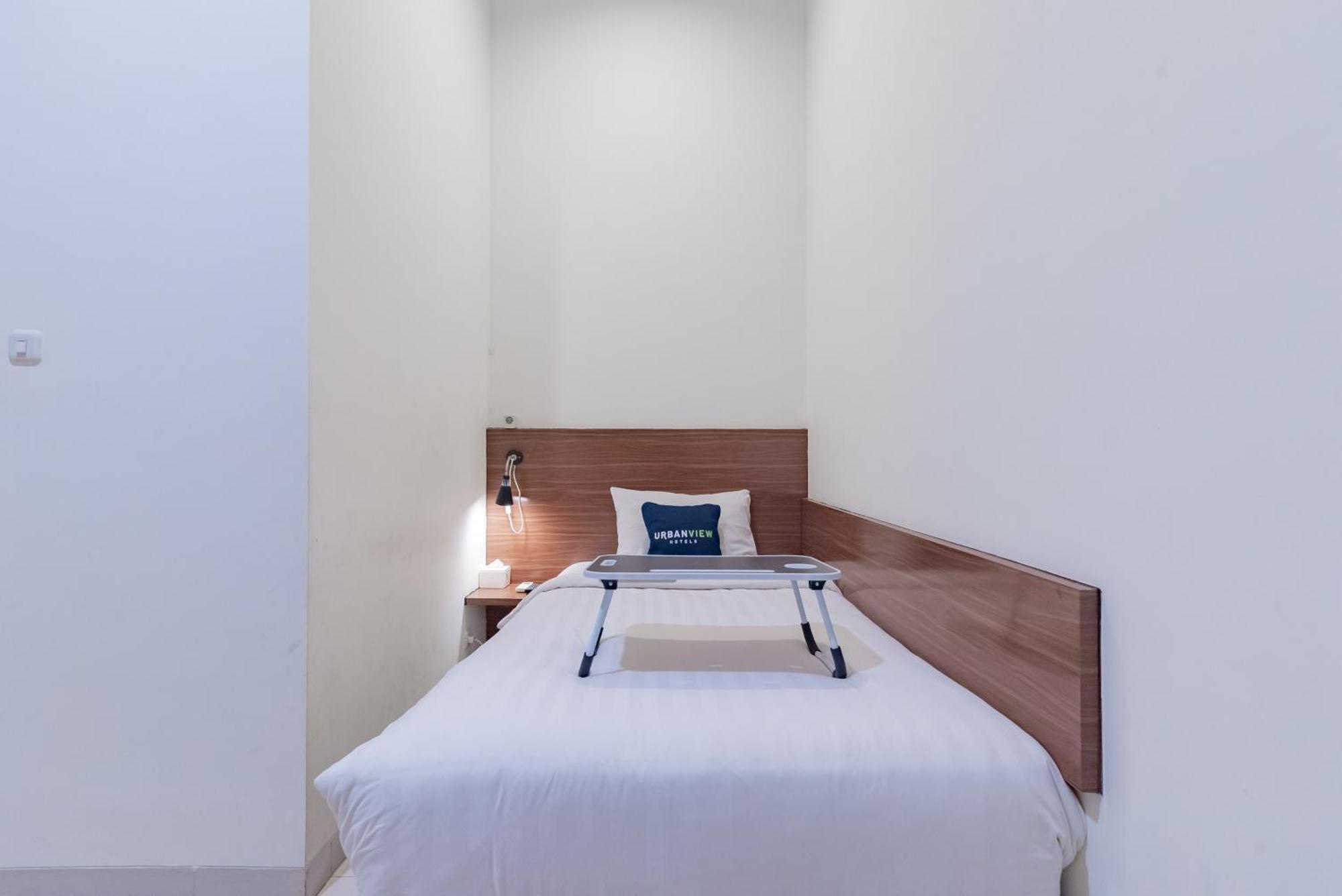 Urbanview Darmo Residence Bandung Kültér fotó
