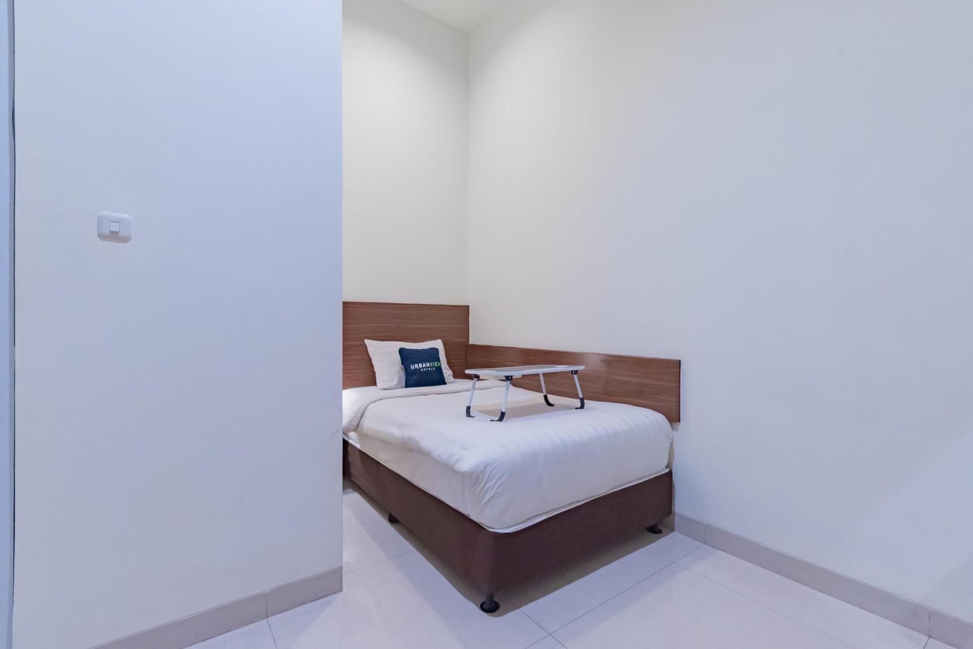 Urbanview Darmo Residence Bandung Kültér fotó