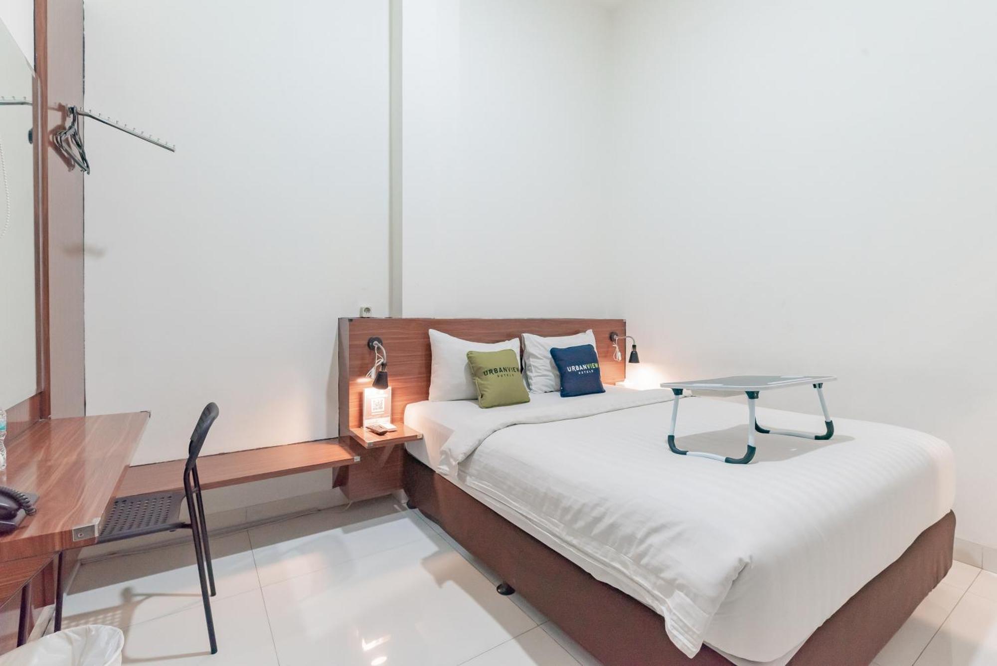 Urbanview Darmo Residence Bandung Kültér fotó